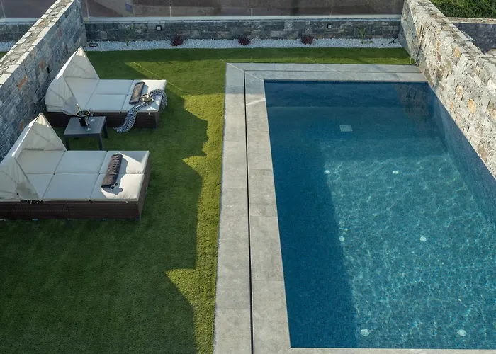 Lithos Luxury Resort