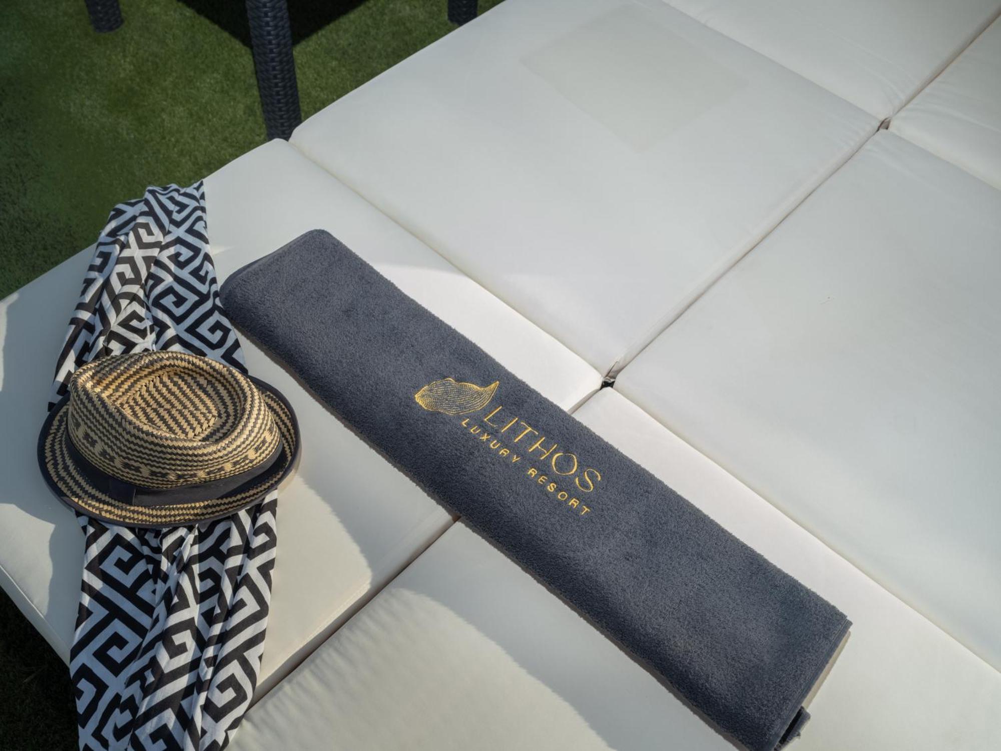 Lithos Luxury Villa *