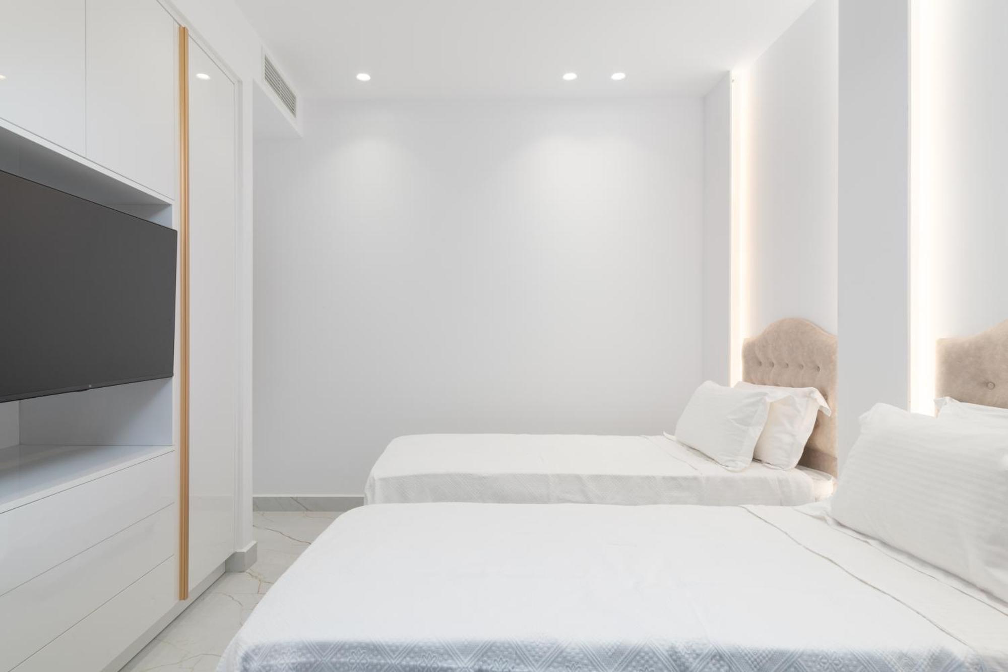 Lithos Luxury Villa *