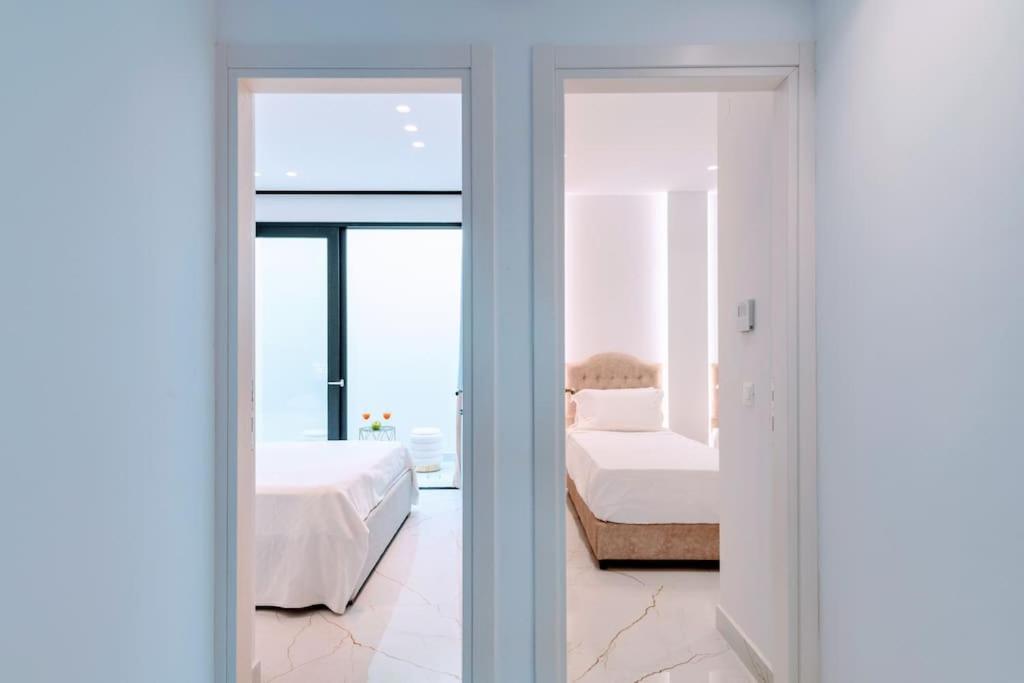 Lithos Luxury Villa