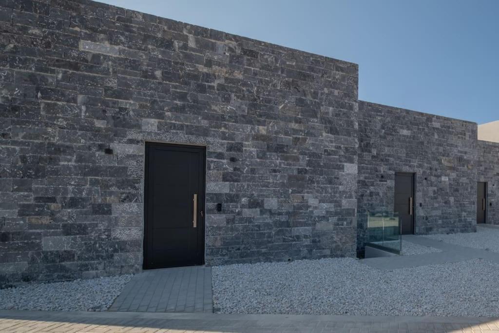 Lithos Luxury Villa
